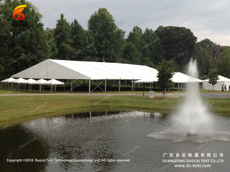 Standard size clear span tent for wedding party