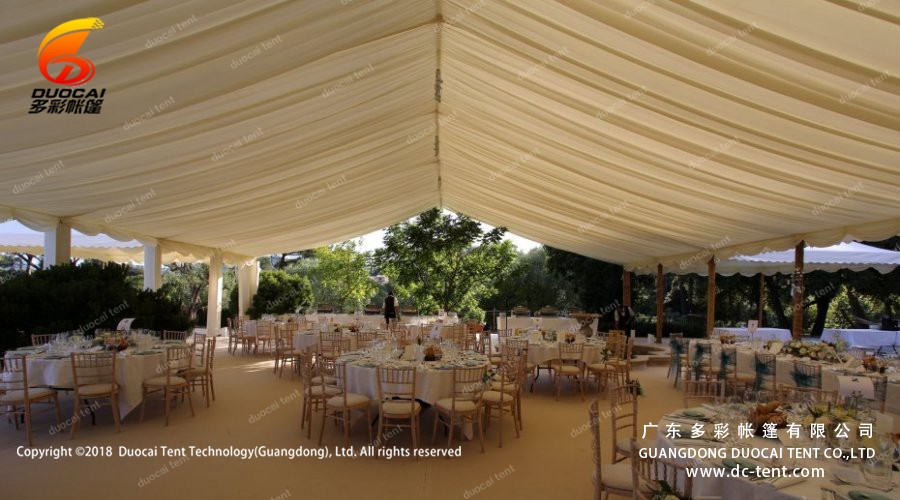 Backyard party reception tent for vacation banquet