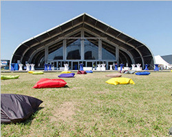 Sport game indoor tent with curved roof design