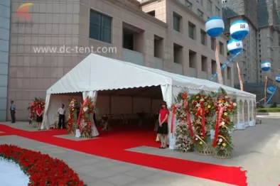 Customized Mixed festival tents: achieving personalized event experience