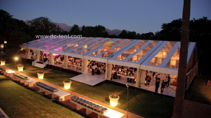 The wind and rain resistance of transparent party tents